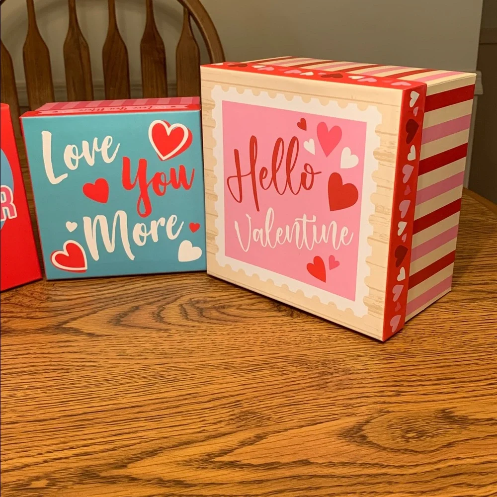 Love stacking Gift Boxes 4 Pk NEW Various Sizes for all occasions or Decorating